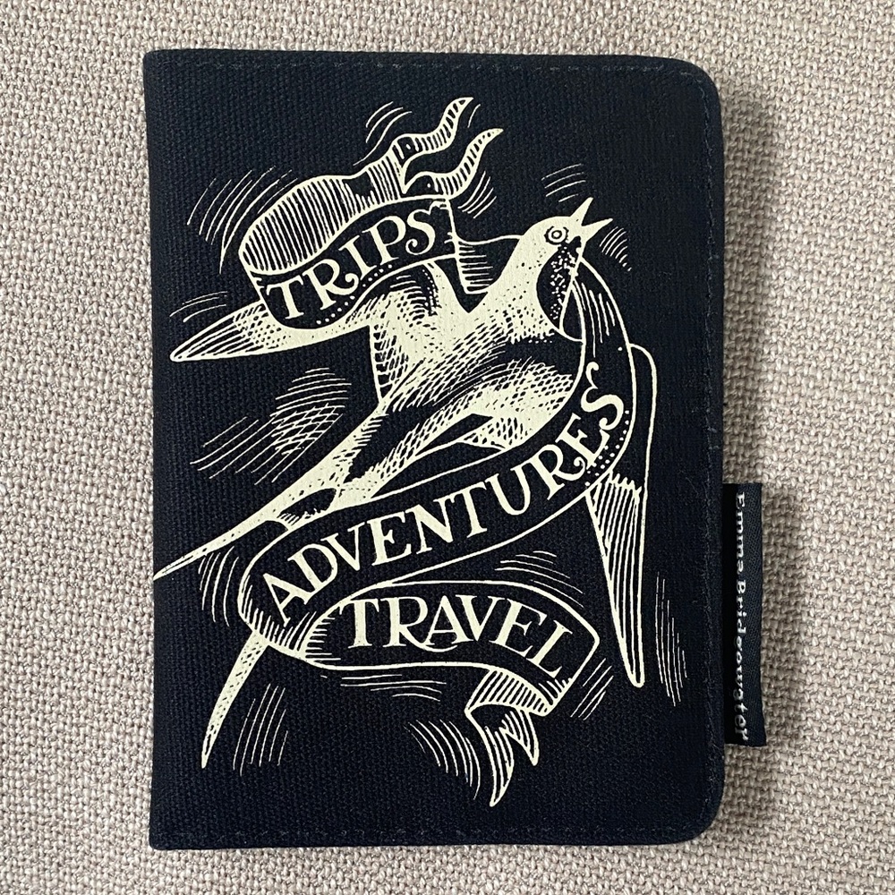Emma Bridgewater Black Bird Passport Cover